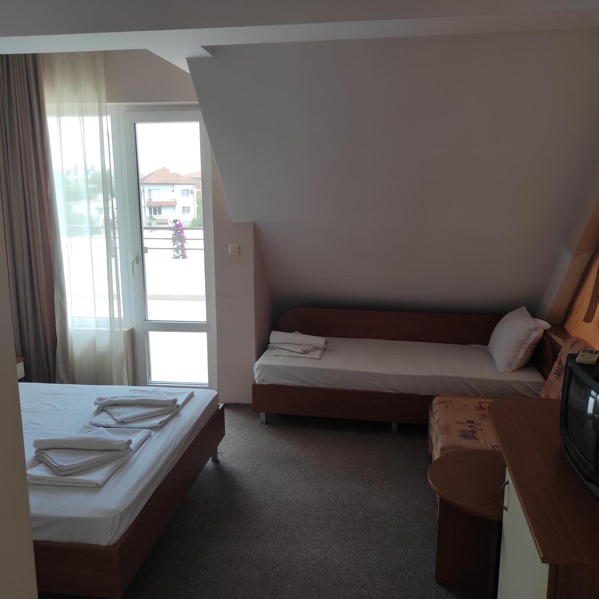 Hotel Хотел Андре à TTchernomorets Extérieur photo
